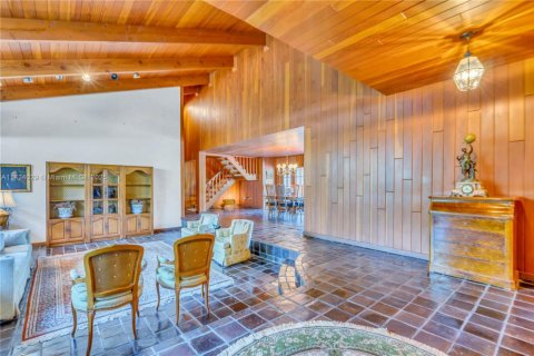 Villa ou maison à vendre à Miami, Floride: 4 chambres, 479.84 m2 № 1938502 - photo 28