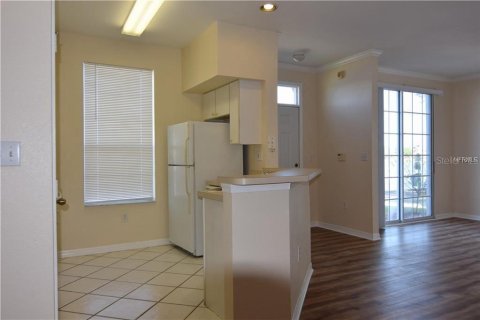Condo in Tampa, Florida, 2 bedrooms  № 2236583 - photo 10