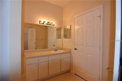Condo in Tampa, Florida, 2 bedrooms  № 2236583 - photo 6