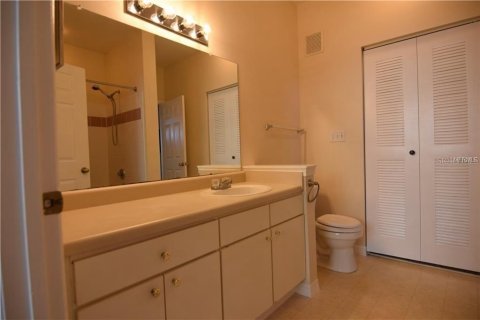 Condo in Tampa, Florida, 2 bedrooms  № 2236583 - photo 19