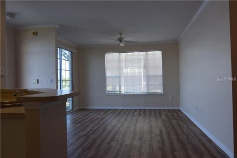 Condo in Tampa, Florida, 2 bedrooms  № 2236583 - photo 13