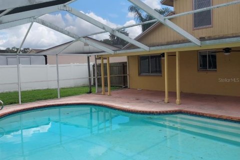 Villa ou maison à louer à Tampa, Floride: 4 chambres, 166.57 m2 № 2420121 - photo 4