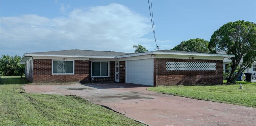 Casa en Saint Petersburg, Florida 3 dormitorios, 171.5 m2 № 1885618