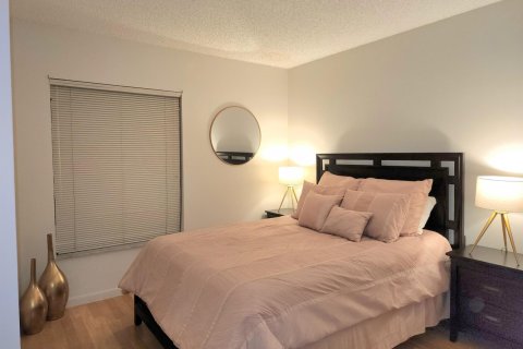 Copropriété à louer à Deerfield Beach, Floride: 2 chambres, 90.3 m2 № 2439307 - photo 15
