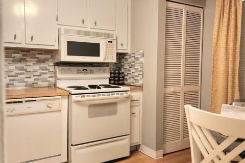 Copropriété à louer à Deerfield Beach, Floride: 2 chambres, 90.3 m2 № 2439307 - photo 3