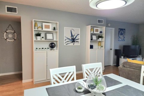 Copropriété à louer à Deerfield Beach, Floride: 2 chambres, 90.3 m2 № 2439307 - photo 22