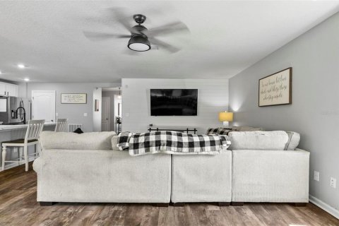 Villa ou maison à vendre à Bunnell, Floride: 3 chambres, 159.61 m2 № 1799792 - photo 12
