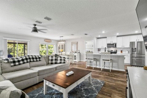 Villa ou maison à vendre à Bunnell, Floride: 3 chambres, 159.61 m2 № 1799792 - photo 10