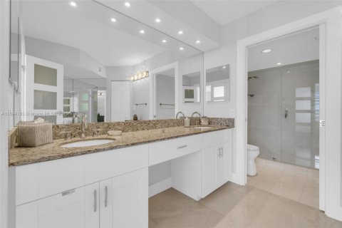 Condo in Aventura, Florida, 3 bedrooms № 1946060 - photo 20