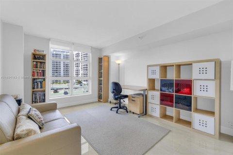 Condo in Aventura, Florida, 3 bedrooms № 1946060 - photo 30