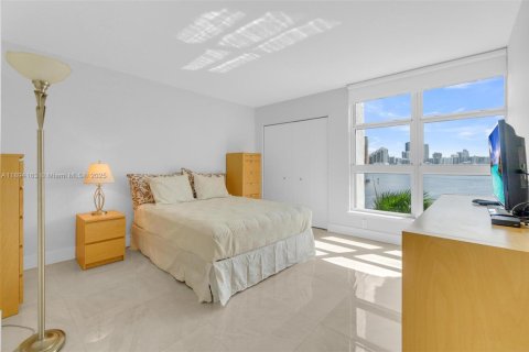 Condo in Aventura, Florida, 3 bedrooms № 1946060 - photo 26