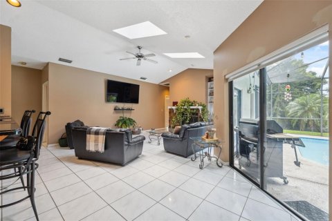 House in Clearwater, Florida 4 bedrooms, 232.07 sq.m. № 1797228 - photo 16