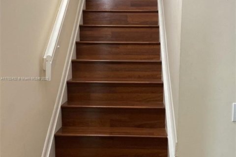 Touwnhouse à vendre à Hollywood, Floride: 2 chambres, 115.29 m2 № 2012827 - photo 18