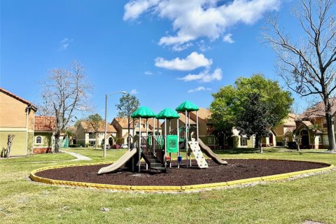 Condo in Kissimmee, Florida, 1 bedroom  № 2393975 - photo 16