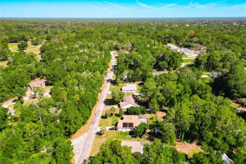House in Citrus Springs, Florida 3 bedrooms, 125.6 sq.m. № 2220478 - photo 30
