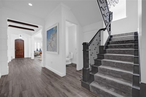 House in Orlando, Florida 5 bedrooms, 416.76 sq.m. № 1432749 - photo 16