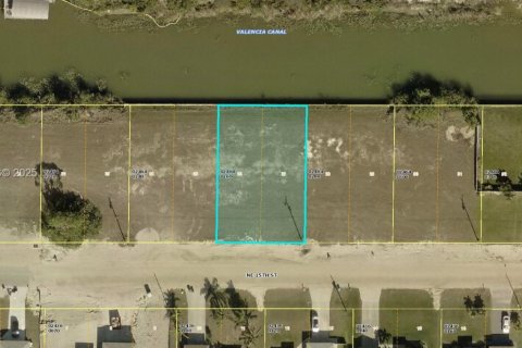 Terrain à vendre à Cape Coral, Floride № 1990715 - photo 1