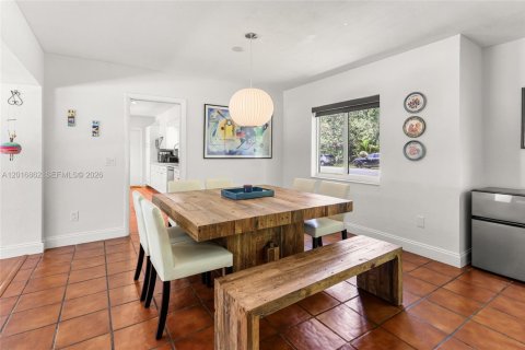 Villa ou maison à vendre à Pinecrest, Floride: 5 chambres, 288.55 m2 № 2085405 - photo 8