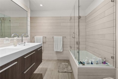 Villa ou maison à vendre à Pinecrest, Floride: 5 chambres, 288.55 m2 № 2085405 - photo 21