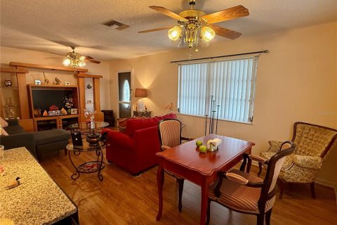 Casa en venta en Lehigh Acres, Florida, 2 dormitorios, 75.81 m2 № 2166678 - foto 9