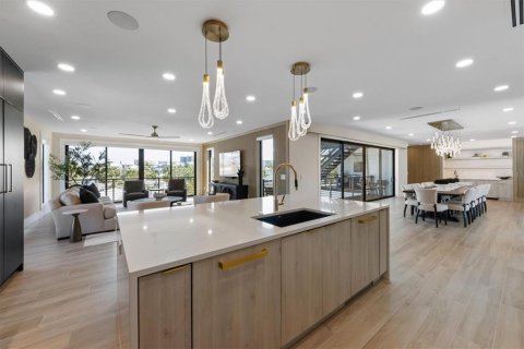 Villa ou maison à vendre à Sarasota, Floride: 6 chambres, 495.26 m2 № 2203089 - photo 24