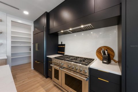 Villa ou maison à vendre à Sarasota, Floride: 6 chambres, 495.26 m2 № 2203089 - photo 21