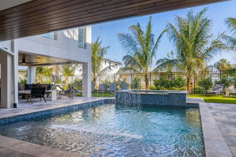 Villa ou maison à vendre à Sarasota, Floride: 6 chambres, 495.26 m2 № 2203089 - photo 8