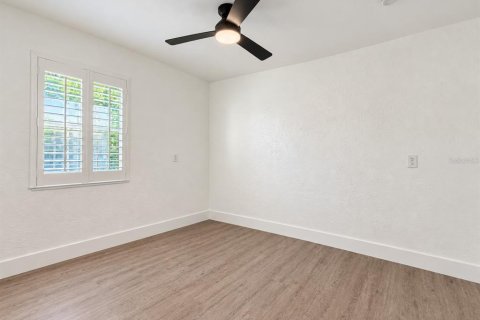 Villa ou maison à louer à Altamonte Springs, Floride: 3 chambres, 151.15 m2 № 2416802 - photo 23