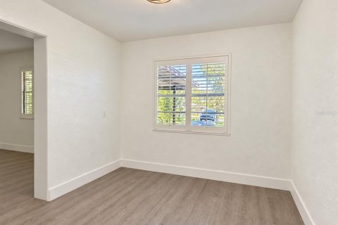 Villa ou maison à louer à Altamonte Springs, Floride: 3 chambres, 151.15 m2 № 2416802 - photo 9