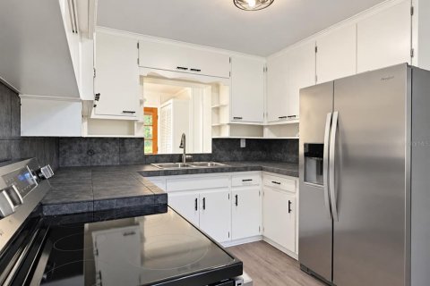 Villa ou maison à louer à Altamonte Springs, Floride: 3 chambres, 151.15 m2 № 2416802 - photo 4