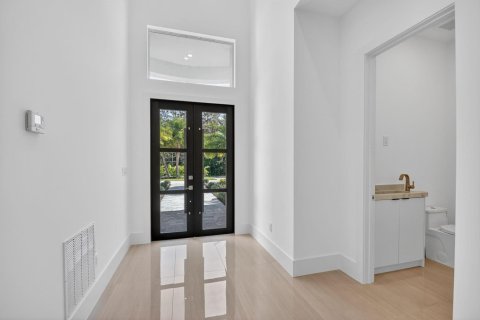 Casa en venta en Lake Worth, Florida, 5 dormitorios, 362.04 m2 № 2178555 - foto 12