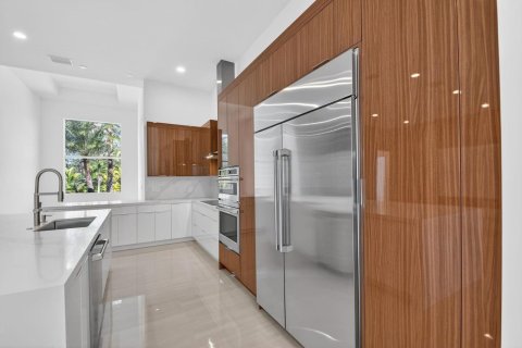 Casa en venta en Lake Worth, Florida, 5 dormitorios, 362.04 m2 № 2178555 - foto 15