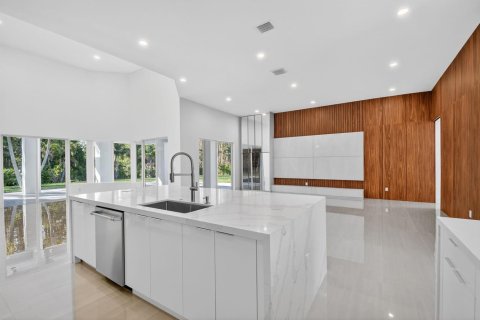 Casa en venta en Lake Worth, Florida, 5 dormitorios, 362.04 m2 № 2178555 - foto 17