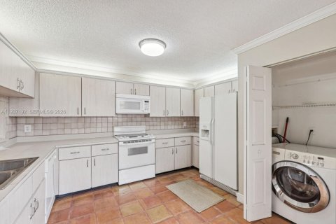 Adosado en venta en Tamarac, Florida, 3 dormitorios, 146.79 m2 № 1995392 - foto 17