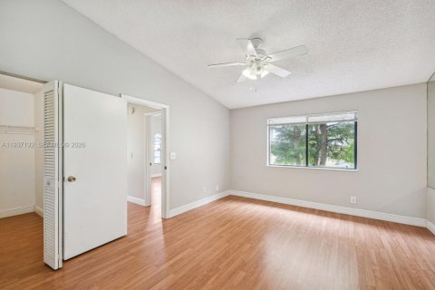 Adosado en venta en Tamarac, Florida, 3 dormitorios, 146.79 m2 № 1995392 - foto 9