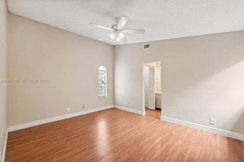Adosado en venta en Tamarac, Florida, 3 dormitorios, 146.79 m2 № 1995392 - foto 7
