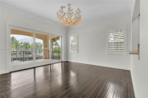Condo in North Palm Beach, Florida, 3 bedrooms  № 1960593 - photo 12