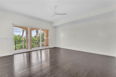 Condo in North Palm Beach, Florida, 3 bedrooms  № 1960593 - photo 19