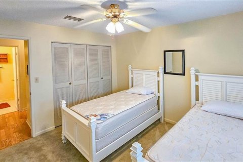 Condo in Saint Petersburg, Florida, 2 bedrooms  № 1904503 - photo 21