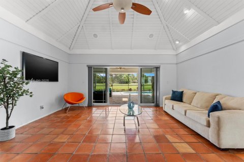 Casa en venta en Tamarac, Florida, 3 dormitorios, 155.7 m2 № 1712476 - foto 6