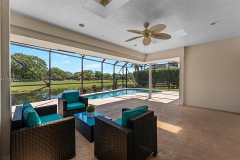Casa en venta en Tamarac, Florida, 3 dormitorios, 155.7 m2 № 1712476 - foto 17