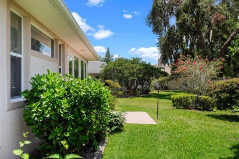 House in Leesburg, Florida 3 bedrooms, 160.54 sq.m. № 1804645 - photo 30