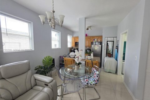 Condominio en alquiler en Miami Beach, Florida, 45.52 m2 № 2049222 - foto 6