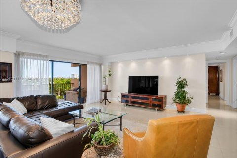 Купить кондоминиум в Майами, Флорида 2 спальни, 181.16м2, № 2051394 - фото 7