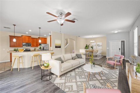 House in Ruskin, Florida 5 bedrooms, 267.56 sq.m. № 1678512 - photo 7