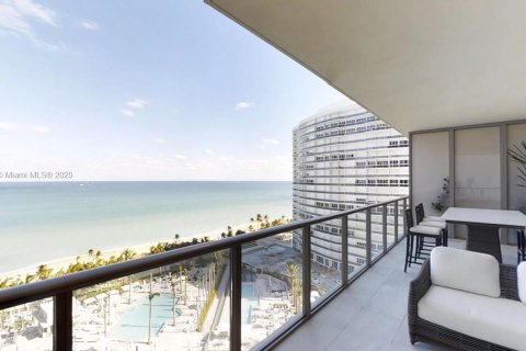 Condo in Bal Harbour, Florida, 2 bedrooms  № 1895758 - photo 13