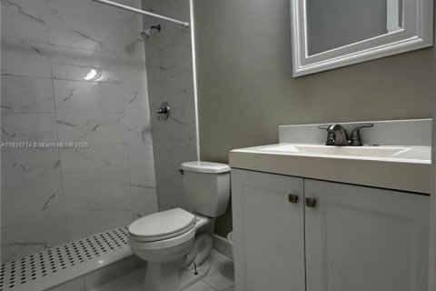 Propiedad comercial en venta en Cutler Bay, Florida, 207.92 m2 № 1809629 - foto 30