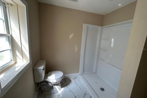 Immobilier commercial à vendre à Leesburg, Floride: 8 chambres, 279.54 m2 № 2295008 - photo 15
