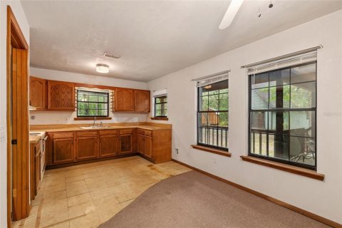 House in Gainesville, Florida 3 bedrooms, 168.34 sq.m. № 2109703 - photo 17