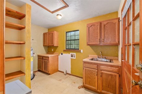 House in Gainesville, Florida 3 bedrooms, 168.34 sq.m. № 2109703 - photo 21